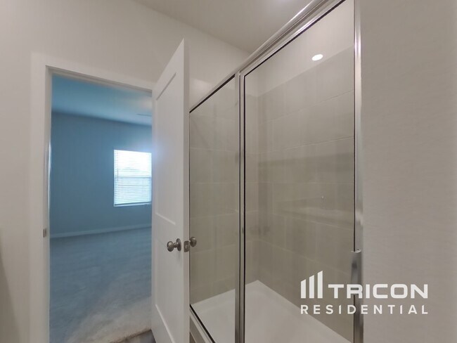 Building Photo - 11510 Prosperity Dr