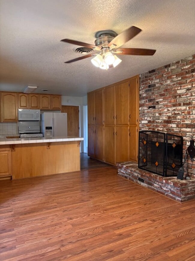 Building Photo - 4BD/2BA Home in Lincoln