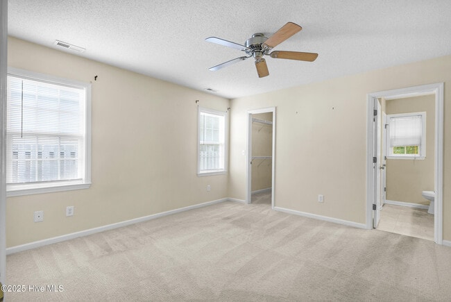 Building Photo - 205 Buckskin Dr
