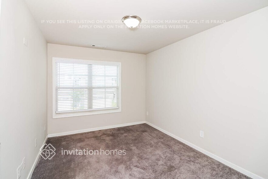 Building Photo - 422 Braemore Mill Dr