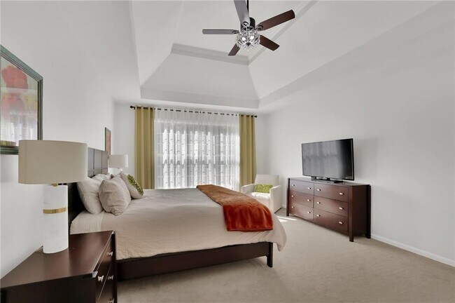 Building Photo - 520 Ruby Forest Pkwy