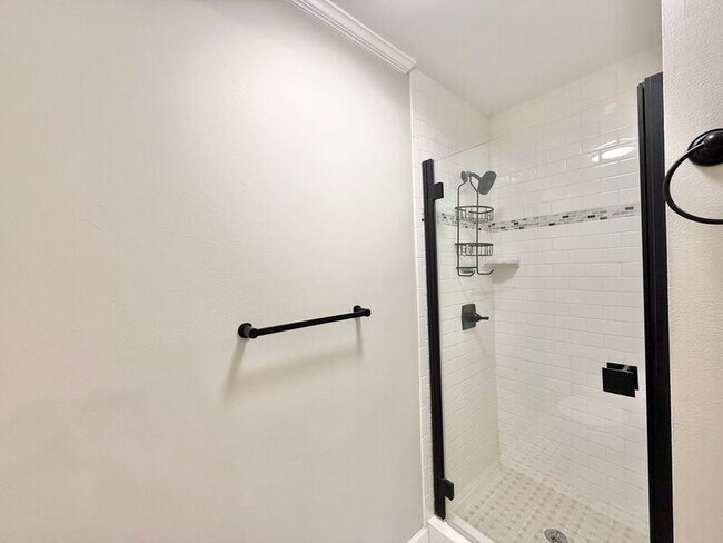 Building Photo - 7704 Falcon Rest Cir