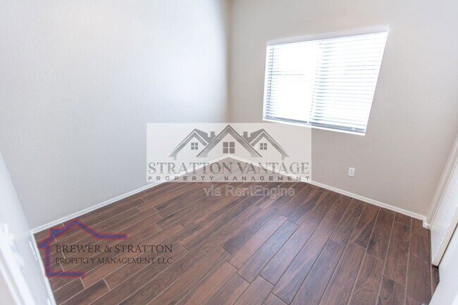 Building Photo - 3533 W Sousa Ct