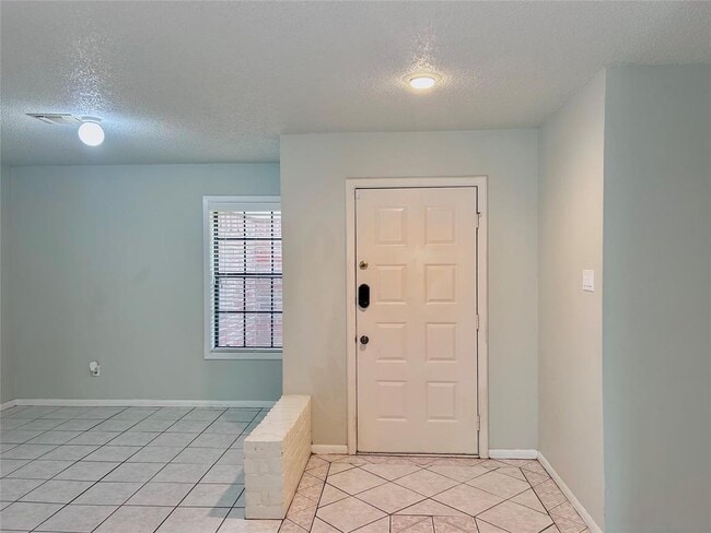 Building Photo - 18519 Sweetjasmine Ln