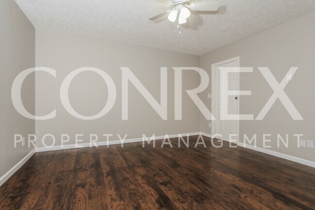 Building Photo - SPACIOUS 4 Bedroom Home in Erlanger!
