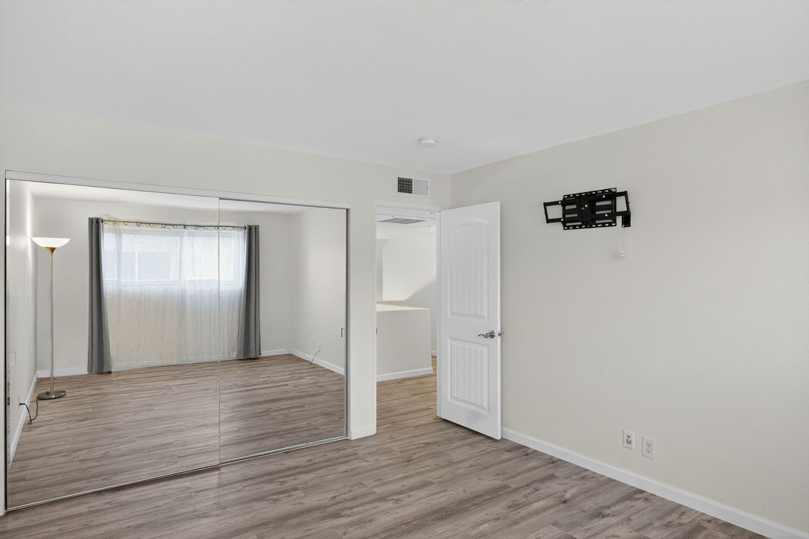 Building Photo - 3807 N 30th St