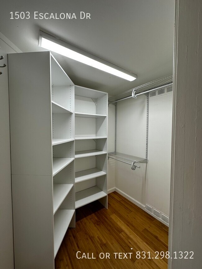 Building Photo - west side charm with garage