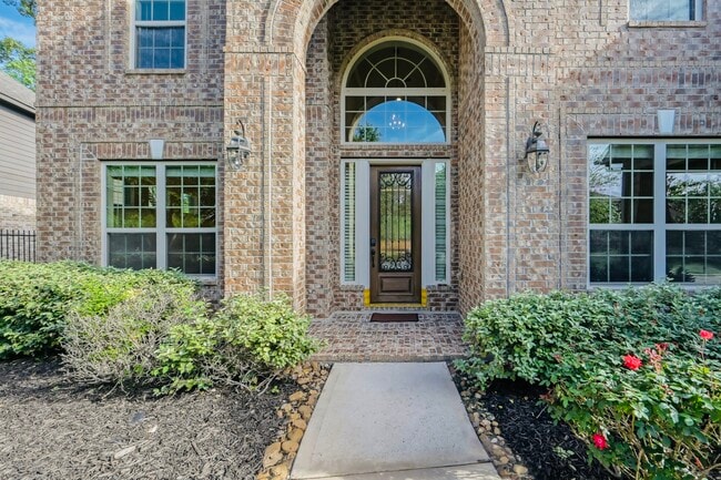 Building Photo - 34 Langstone Place