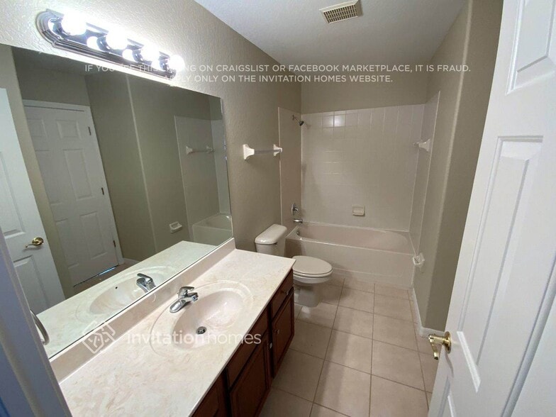 Building Photo - 4393 85th Ave Cir E