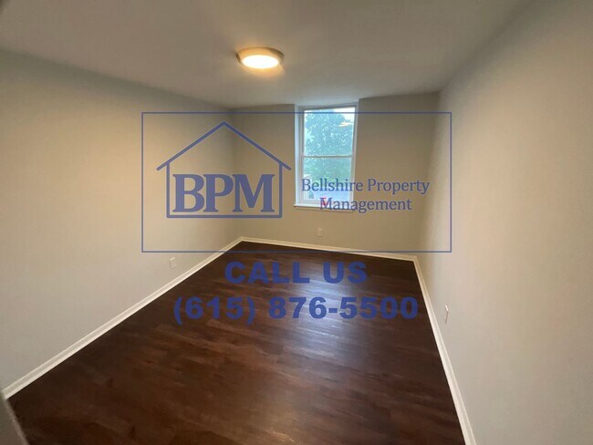 Building Photo - 706 Ashlawn Pl
