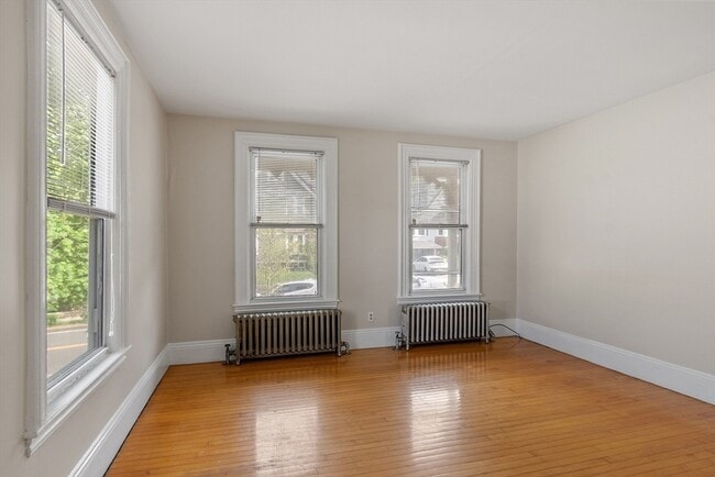 Building Photo - 93 Upham St