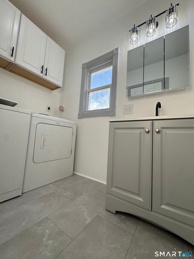 Building Photo - 329 Amsterdam Ave