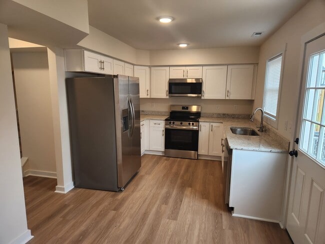 Building Photo - Blackstone-New Construction 3 Bed 2.5 Bath Townhouse-Fort Pickett Area