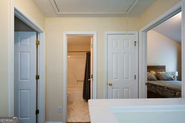 Building Photo - 4511 Ravenwood Pl