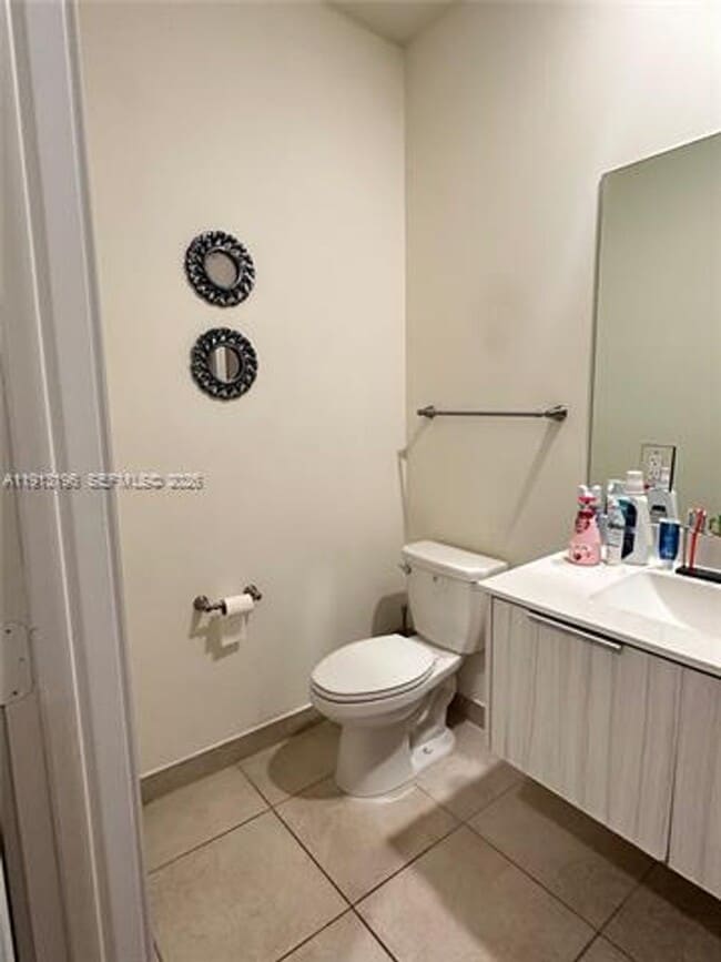 Building Photo - 7925 NW 104th Ave