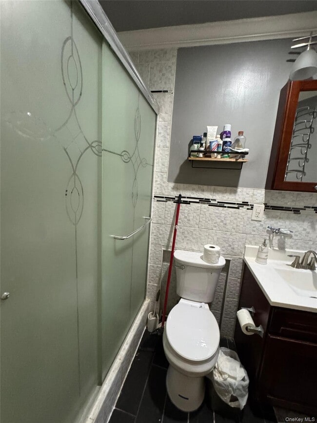 Building Photo - 32-26-32106 106th St