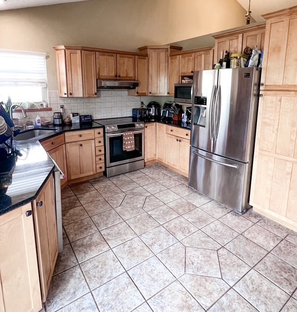Building Photo - 8730 Aragon Dr