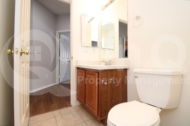 Building Photo - 33359 N Sonoran Trail
