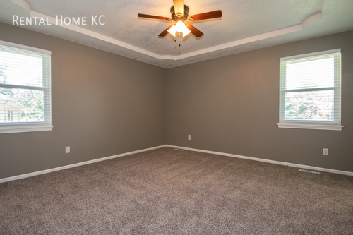 Building Photo - 15400 W 151st Terrace