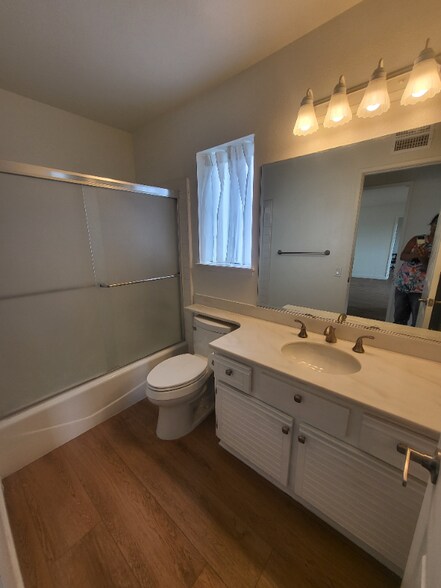 Building Photo - 25244 Birch Grove Ln