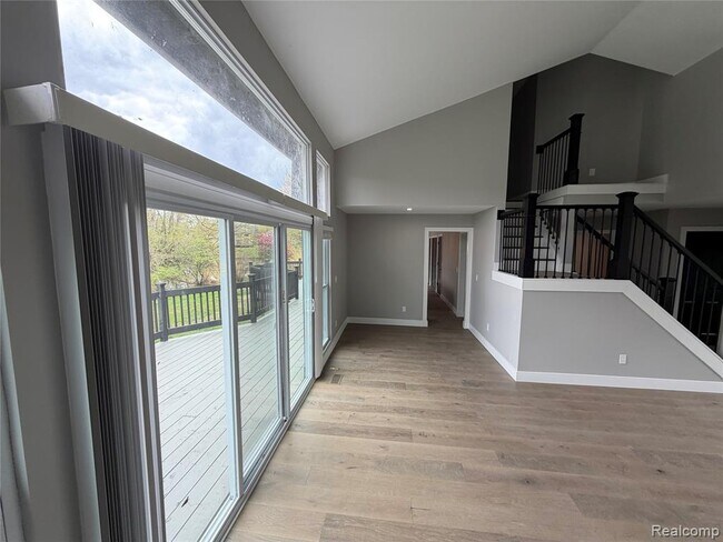 Building Photo - 5140 Woodrun Ct