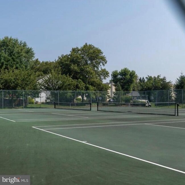 Building Photo - 17023 Bennett Pl