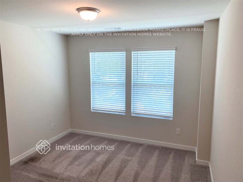 Building Photo - 3015 Ayana Dr