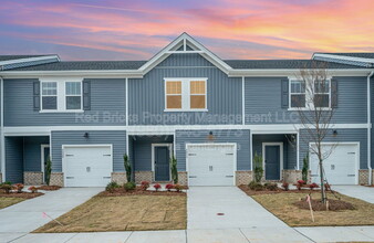 Building Photo - 8033 Hidden Spgs Trl