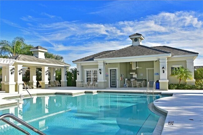 Building Photo - 4726 Claremont Park Dr