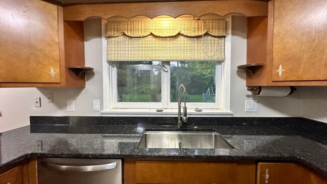 Building Photo - 3800 Ramsdell Ct