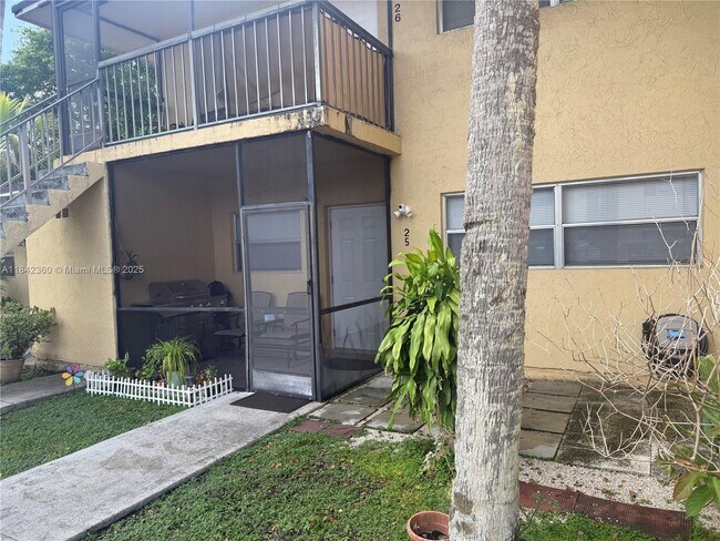 Building Photo - 15689 SW 73rd Cir Terrace