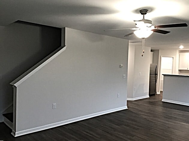 Building Photo - 7141 Spaniel Ct