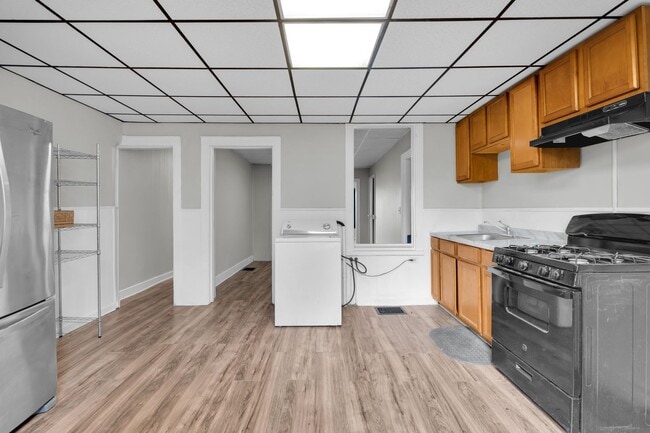 Building Photo - 276 W St Joseph St