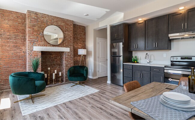 Building Photo - 56 Linden Ave