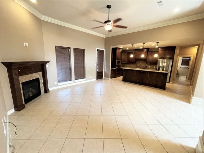 Building Photo - 3699 Canyon Ln