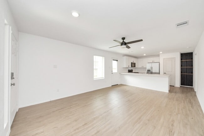 Building Photo - 4319 Palmetto Grv Ln