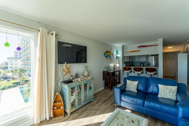 Building Photo - 3901 S Ocean Blvd