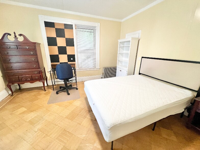 Building Photo - 205 Washington Ave