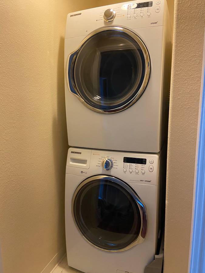 High efficiency washer and dryer - 2210 Gellert Blvd