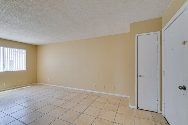 Building Photo - 3615 Kolendo Ct
