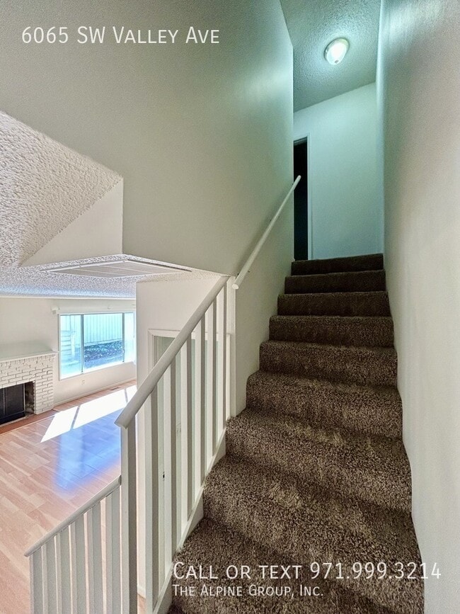 Building Photo - 6065 SW Valley Ave