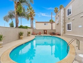 Building Photo - Narbonne