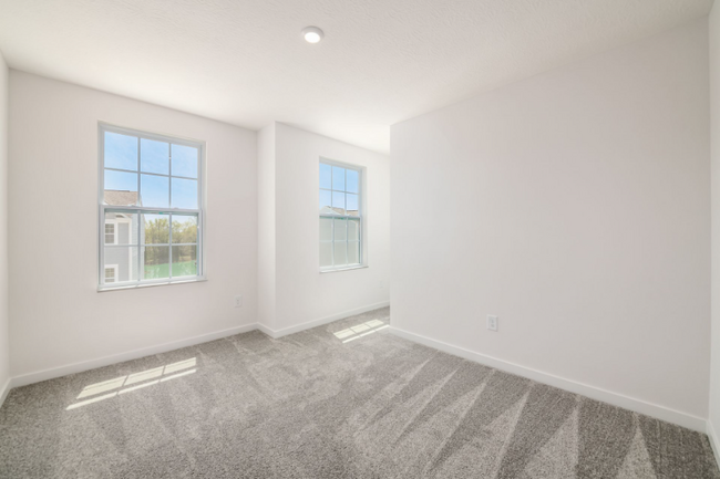 Building Photo - 132 Weeping Willow Dr