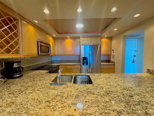 Building Photo - 3800 S Ocean Dr