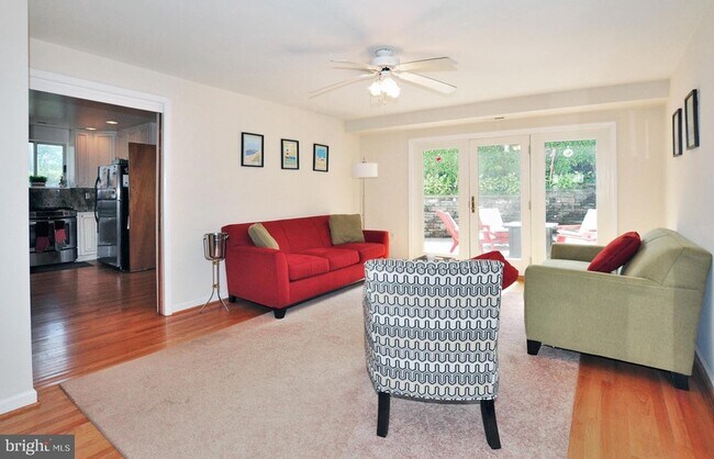 Building Photo - 4306 Kentbury Dr