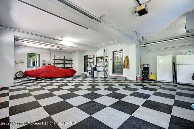 Building Photo - 67 Phalanx Rd