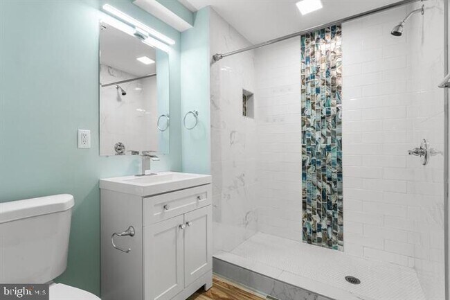 Building Photo - 2807 Falling Brook Terrace