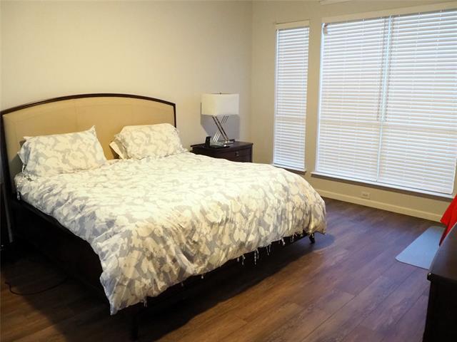 Building Photo - 8314 Everglades Cir