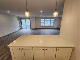 Building Photo - 522 Bridge St