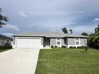 Building Photo - 4437 SW Abovo St